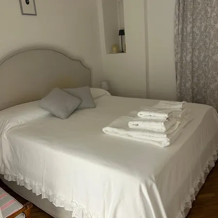Bilocale Red House - Two Red House, Cosy Flat Daire Milano
